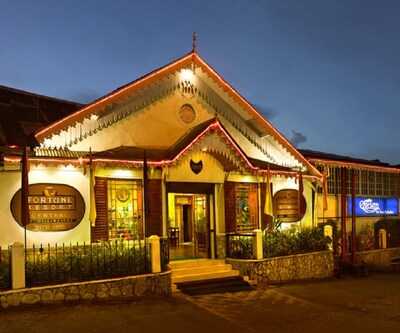 Central Heritage Resort And Spa